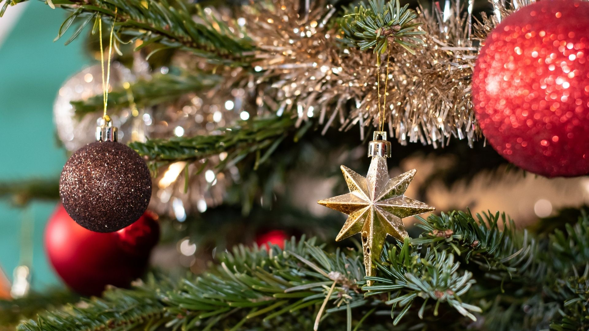 جەژنی کریسمس پیرۆز بێت