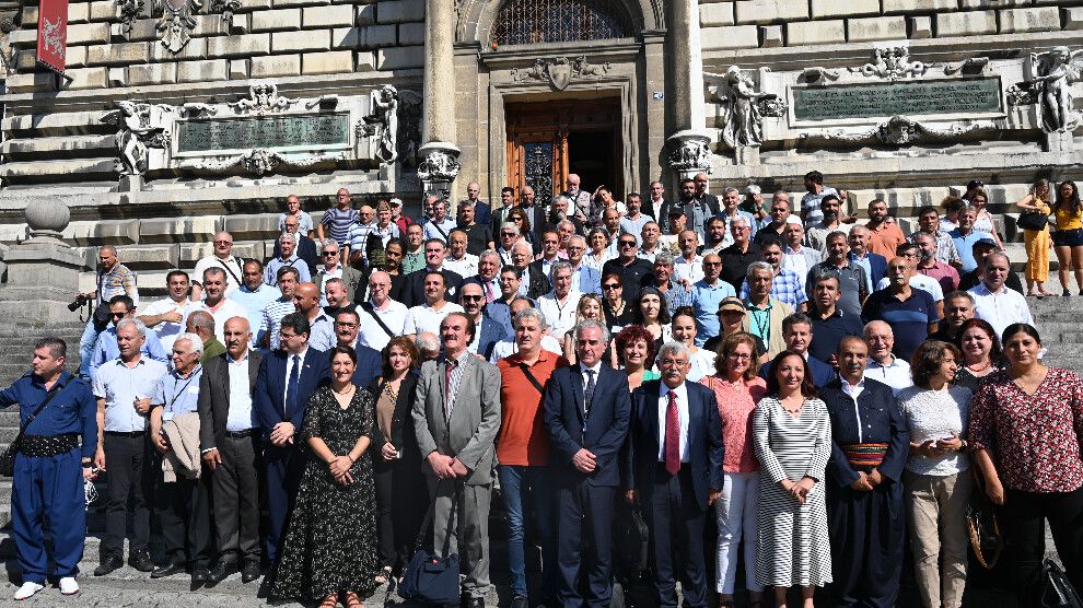 Daxuyaniya Hevbeş a Komîteya Dîplomasiyê ya Partiyên Siyasî yên Kurd û Rêxistinên Civaka Sivîl: Êrîşên li ser Kurdên li Helebê ji bo Hemû Kurdan Pirsgirêkek Neteweyî ye